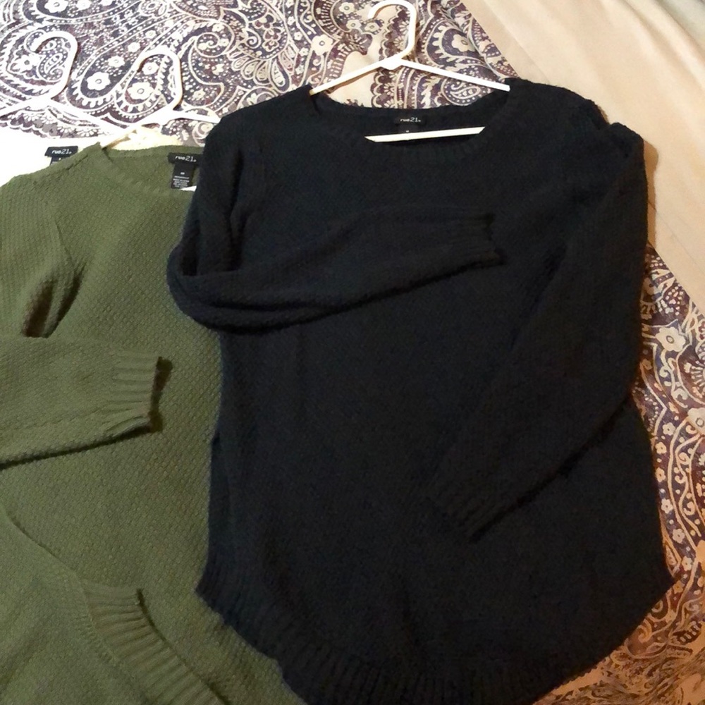 Rue 21 Sweaters - Picture 2 of 4